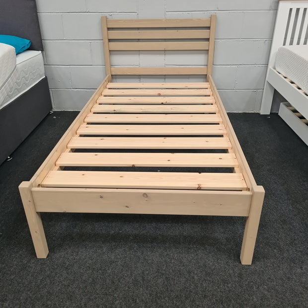 3'0 (Single) LOWDHAM Solid Wood Frame