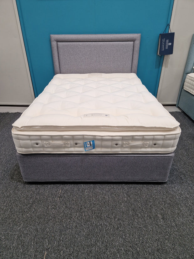 5'0 King Size Pillow Top Classic 2 Drawer Firm Edge Divan Set Including Free Floorstanding Headboard