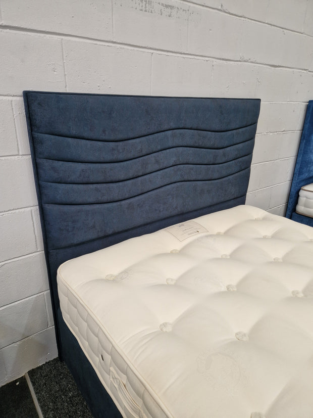 5'0 King Size Cotton Origins 8, 2 Drawer Divan Set Including Free Floorstanding Headboard