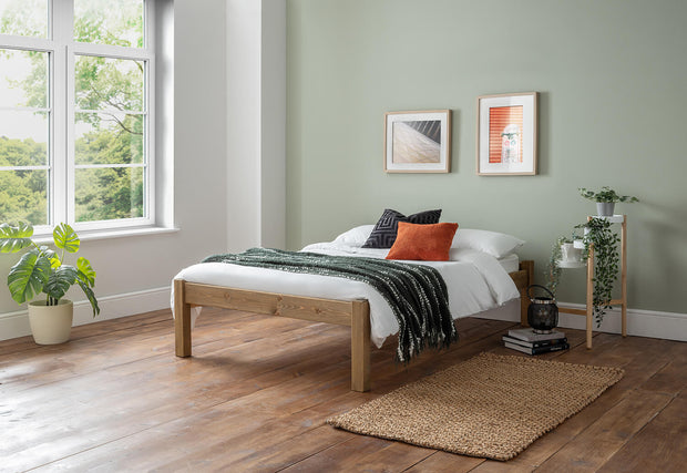 Kentmore Bed