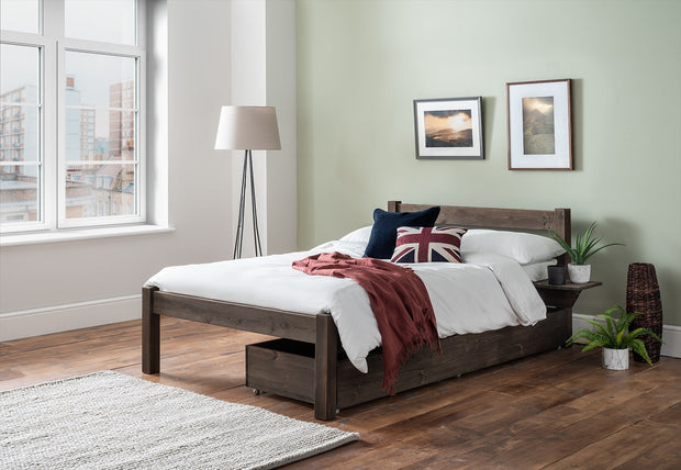 Greendale Bed